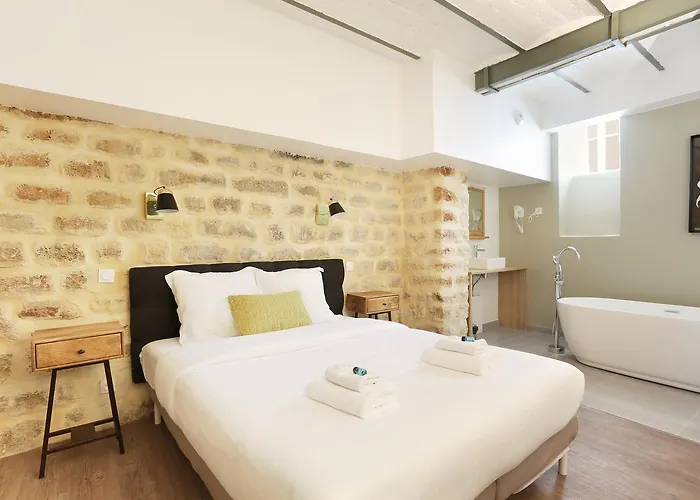 Rent A - Meslay Paris