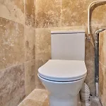 Rent A - Meslay Paris