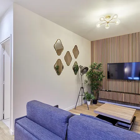 Rent A - Meslay Paris