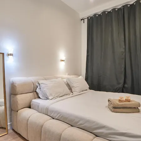 Rent A - Meslay Lägenhet