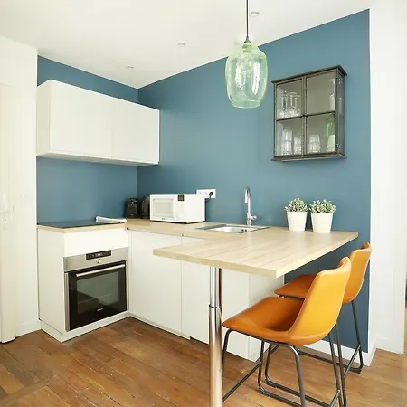 Rent A - Meslay Paris