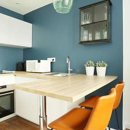 Rent A - Meslay Lejlighed *