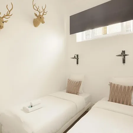 Rent A - Meslay * Paris