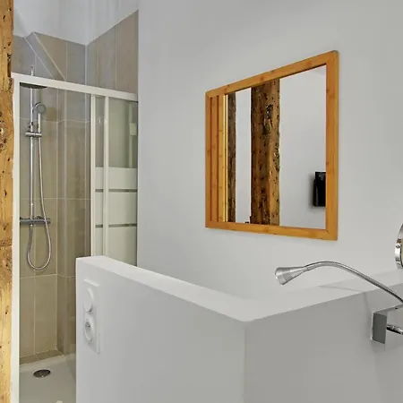 Rent A - Meslay Lejlighed *