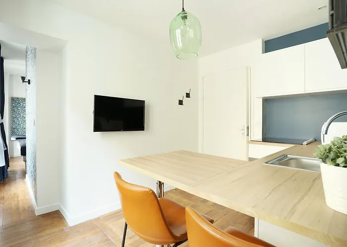 Rent A - Meslay Paris