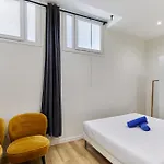 Апартаменты Rent A - Meslay *