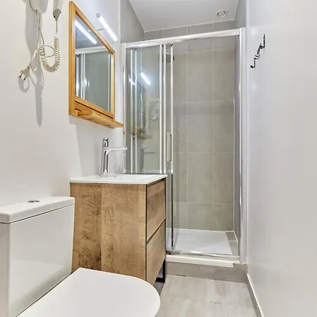 Rent A - Meslay Appartement