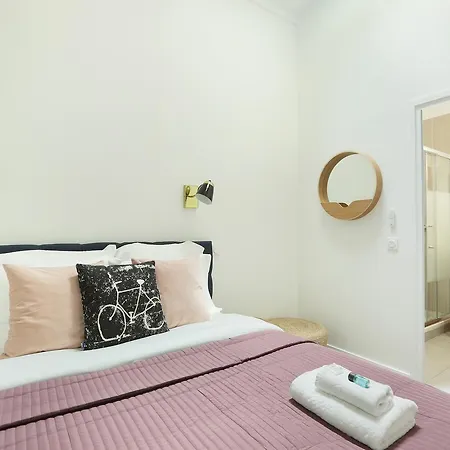 Rent A - Meslay Appartement