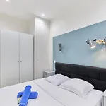 Rent A - Meslay